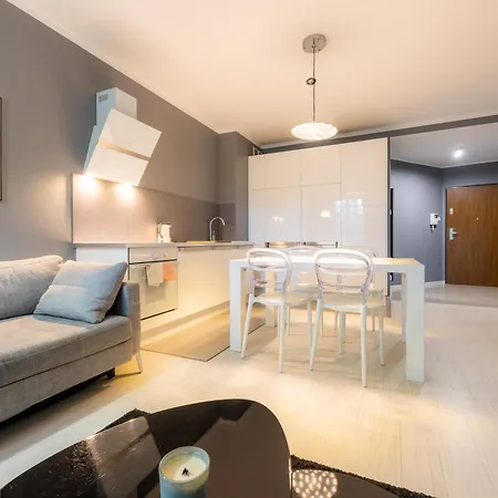Victus Apartamenty, Valor Style * Σόποτ